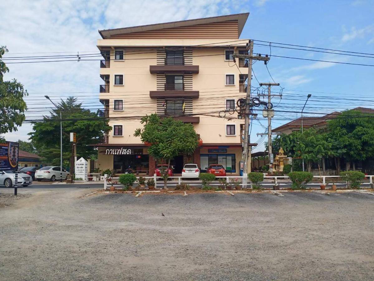 Ban Lam Phak Kutโสดาอพาร์ทเม้นท์​アパートメント エクステリア 写真
